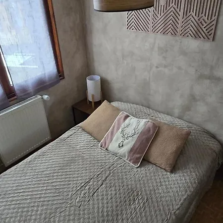 6 Couchages Apartment *